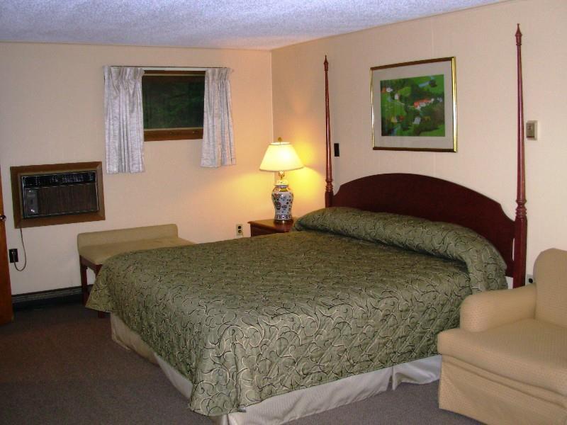 Red Carpet Inn On The Lake - Oneonta Zimmer foto