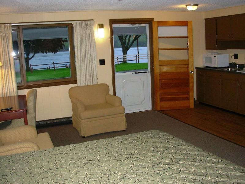 Red Carpet Inn On The Lake - Oneonta Zimmer foto